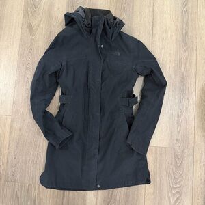 The North Face Women's Black mid length Jacket S
